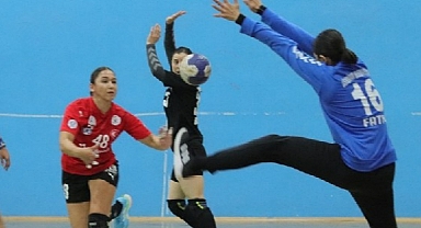 YALIKAVAKSPOR HENTBOL MAÇ VERMİYOR