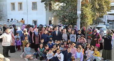 BODRUM BELEDİYESİ, ÇOCUKLARA YENİ YIL SEVİNCİ YAŞATTI