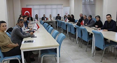 MUĞLA AİLE VE SOSYAL HİZMETLER’DE DEĞERLENDİRME TOPLANTISI DÜZENLEDİ