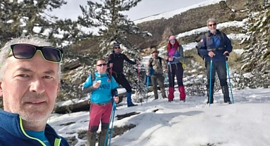 MUĞLALI DOĞASEVERLERDEN KARLI MADRAN DAĞI YÜRÜYÜŞÜ