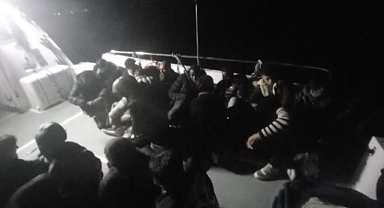 RADARLA TESPİT EDİLEN 40 DÜZENSİZ GÖÇMEN YAKALANDI