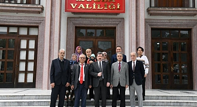 ŞEHİT AİLELERİ VE GAZİLERDEN VALİ TAVLI’YA ZİYARET