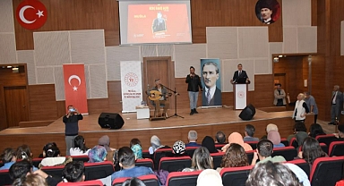 ÜNLÜ SANATÇI MUĞLA GSB YURTLARINDA GENÇLERLE BULUŞTU