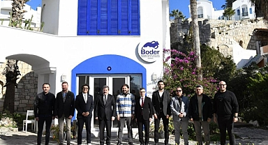 VALİ ORHAN TAVLI BODRUM TURİZMİNİ OTELCİLERLE DEĞERLENDİRDİ