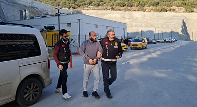 BİR MÜTEAHHİT BODRUM'DA GÖZALTINA ALINDI