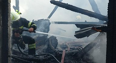 FETHİYE'DE İŞ YERİ YANGINI