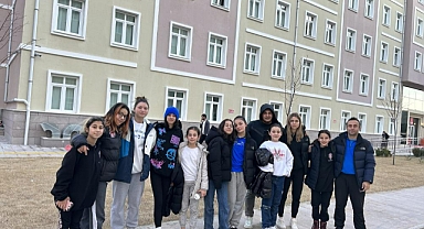 HOKEYCİLERDEN DEPREMZEDELERE DESTEK