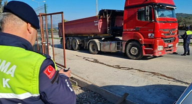 JANDARMADAN HAFRİYAT KAMYONLARINA SIKI DENETİM