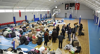 MARMARİS BELEDİYESİ'NDEN DEPREM BÖLGESİNE YARDIM ELİ