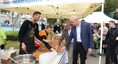 MARMARİS'TE DEPREMDE HAYATINI KAYBEDENLER İÇİN LOKMA DAĞITILDI