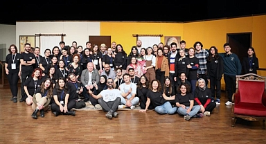 MENTEŞE BELEDİYE TİYATROSU EGE TİYATROLAR BİRLİĞİ ÜYESİ OLDU