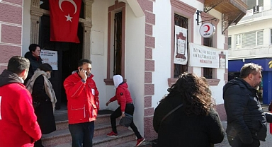 MUĞLA’DA DEPREMZEDELER İÇİN KAN BAĞIŞINA YOĞUN İLGİ