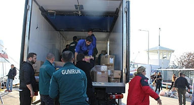 RODOS, DEPREMZEDELER İÇİN ÜÇÜNCÜ KEZ FERİBOT DOLUSU YARDIM YOLLADI