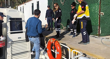 TİCARİ GEMİDE RAHATSIZLANAN VATANDAŞA TIBBİ TAHLİYE