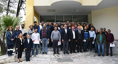 11 KİŞİYİ ENKAZDAN ÇIKARAN YK ENERJİ ARAMA KURTARMA EKİBİNE PLAKET