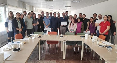 DEPREM BÖLGESİNE GÖNÜLLÜ GİDEN SAĞLIK ÇALIŞANLARI GÖREVİNİ TAMAMLADI