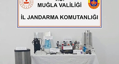 EVDE UYUŞTURUCU İMALATINA JANDARMA OPERASYONU