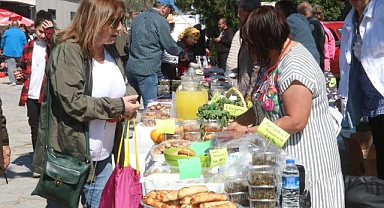 GÖCEK'TE OT YEMEKLERİ FESTİVALİNE İLGİ YOĞUN OLDU