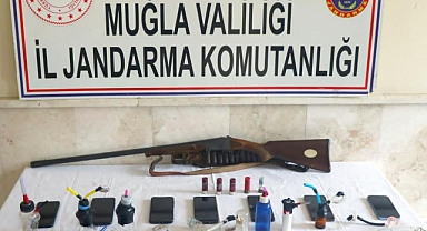 JANDARMADAN MİLAS’TA ‘SUÇ ÖRGÜTÜ’ OPERASYONU