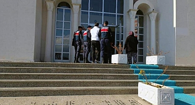 KASTEN ÖLDÜRME SUÇUNDAN ARANIYORDU, YAKALANDI