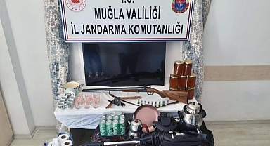 KİRALIK ARAÇLA HIRSIZLIK YAPTILAR, TUTUKLANDILAR