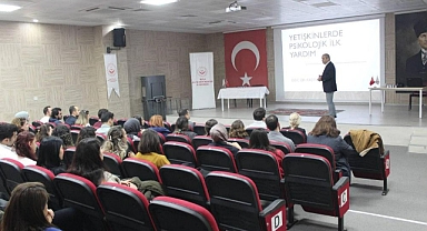 KIRMIZI YELEKLİLERE 'PSİKOLOJİK İLK YARDIM EĞİTİMİ' VERİLDİ