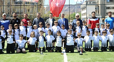 MARMARİS'TE SPORA YAPILAN YATIRIMLAR BAŞARI OLARAK GERİ DÖNÜYOR