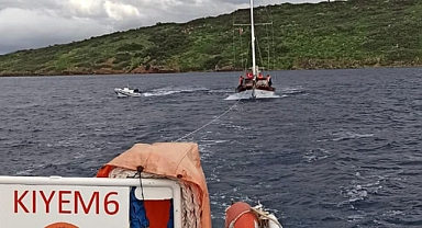 MOTOR ARIZASI NEDENİYLE SÜRÜKLENEN TEKNE KURTARILDI