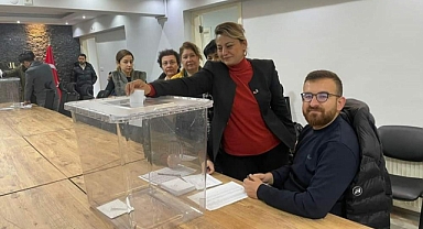 MUĞLA'DA AK PARTİ İL BAŞKANLIĞI İÇİN TEMAYÜL YOKLAMASI YAPILDI