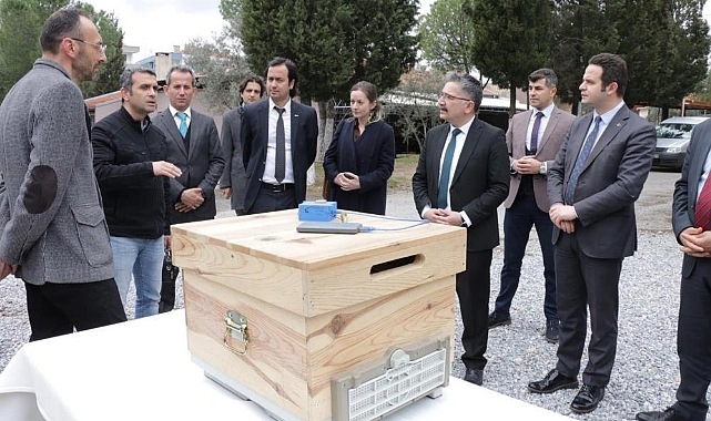 MUĞLA’DA MESLEK LİSELERİ AKILLI KOVAN ÜRETTİ