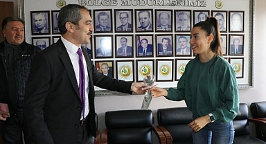 MUĞLA ORMAN BÖLGE MÜDÜRLÜĞÜ'NDE KADIN PERSONELLERİN GÜNLERİ KUTLANDI