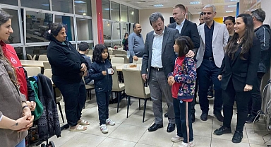 VALİ TAVLI, MİLAS’TA DEPREMZEDELERLE İFTAR YAPTI