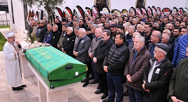 AYŞE KARAKUŞ SON YOLCULUĞUNA UĞURLANDI