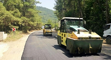 BÜYÜKŞEHİR, MARMARİS’TE 183 KM YOL ÇALIŞMASI YAPTI