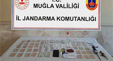 JANDARMADAN MİLAS KENT MERKEZİNDE UYUŞTURUCU OPERASYONU