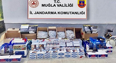 KAÇAK SİGARA ÜRETİLEN EVE JANDARMA OPERASYONU