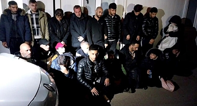 MARMARİS POLİSİNDEN GÖÇMEN KAÇAKÇILARINA DARBE