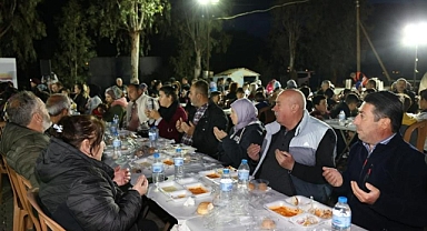 MARMARİS’TE İFTAR SOFRALARI VATANDAŞLARI BULUŞTURUYOR