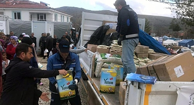 MUĞLA BÜYÜKŞEHİR’DEN DEPREMZEDELERE RAMAZAN KOLİSİ
