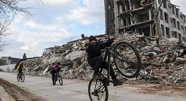 MUĞLA'DA DEPREMZEDELERE BİSİKLET KAMPANYASI