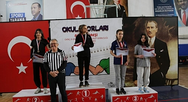 OKUL SPORLARI GENÇLER BİLEK GÜREŞİ MUĞLA'DA YAPILDI