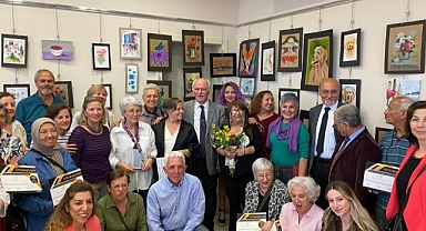  “SANATLA TAZELENDİK” KARMA SERGİSİ AÇILDI