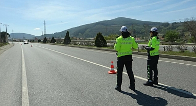 TRAFİK EKİPLERİ BAYRAM DENETİMLERİNE BAŞLADI