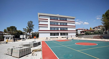 YATAĞAN CUMHURİYET ORTAOKULUNUN YÜZDE 97’Sİ TAMAMLANDI