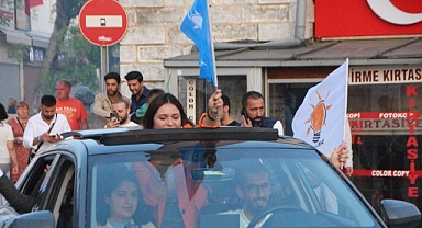 BODRUM’DA SEÇİM SONUCU KUTLANDI