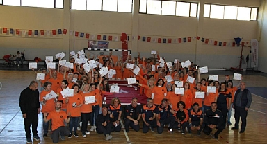 MAHALLİ AFET GÖNÜLLÜLERİ TÖRENLE SERTİFİKALARINI ALDI