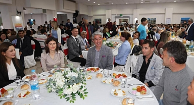 MARMARİS BELEDİYESİ ÇALIŞANLARI DAYANIŞMA YEMEĞİNDE BULUŞTU