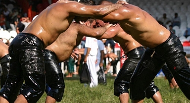 PEHLİVANLAR MARMARİS’TE ER MEYDANINA ÇIKIYOR