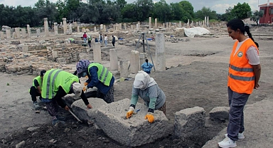 STRATONİKEİA’NIN GİZEMLİ MEYDANININ SIRRI ÇÖZÜLÜYOR