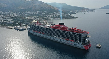 ÜNLÜ İŞ ADAMI RİCHARD BRANSON'A AİT DEV YOLCU GEMİSİ BODRUM’DA